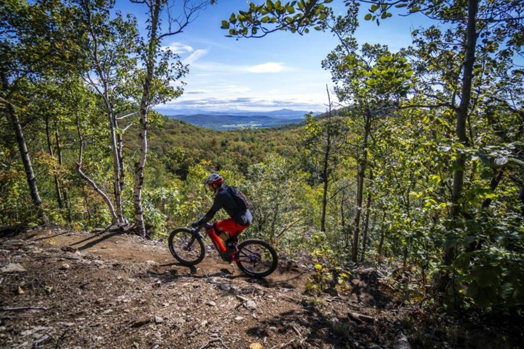 *Nouveaute* Foyer Au Bois, Plage, Montagne Et + Magog Kültér fotó